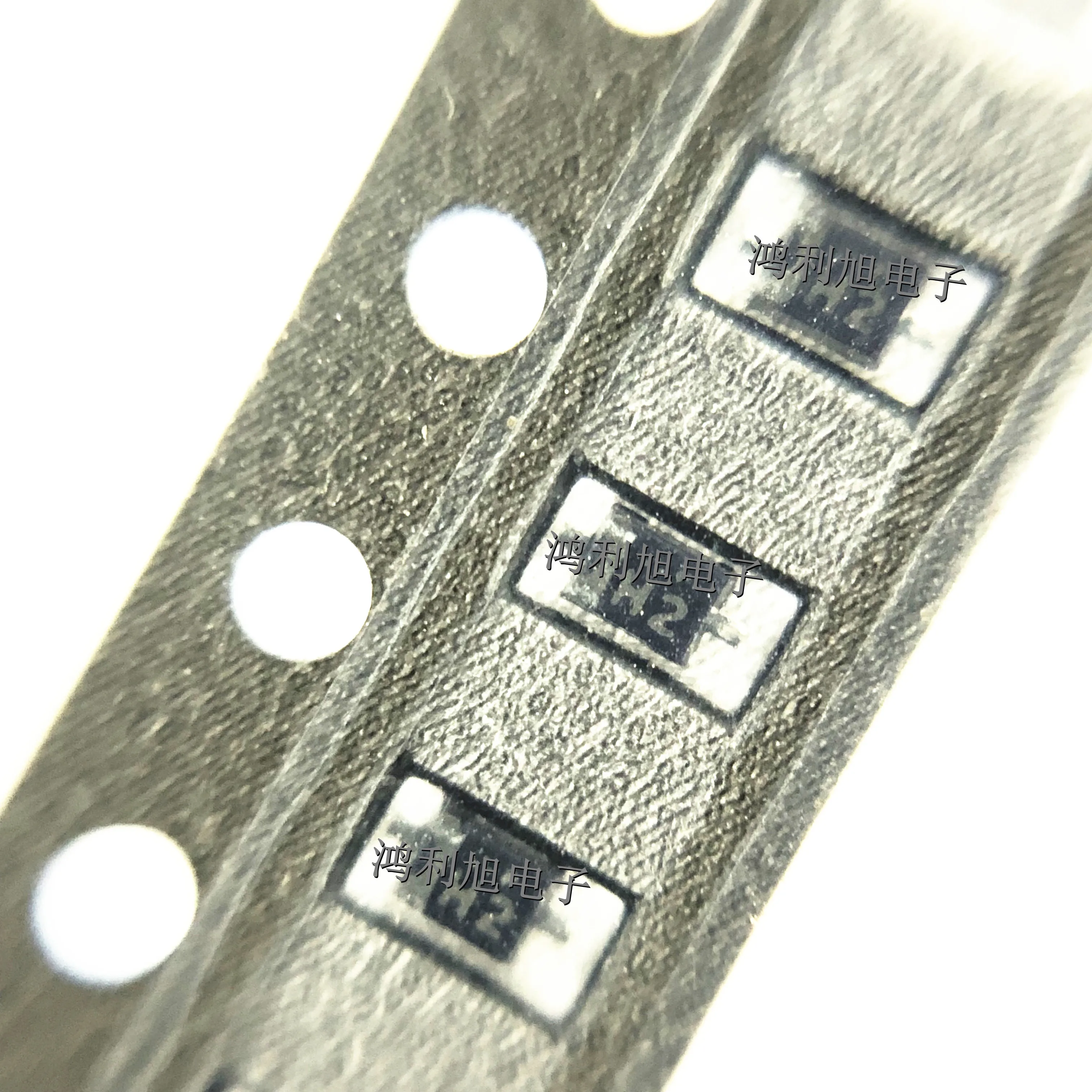 50PCS/Lot UDZSTE-177.5B UDZS7.5B MARKING:H2 Zener Diode Single 7.5V 2% 30Ohm 200mW 2-Pin UMD T/R