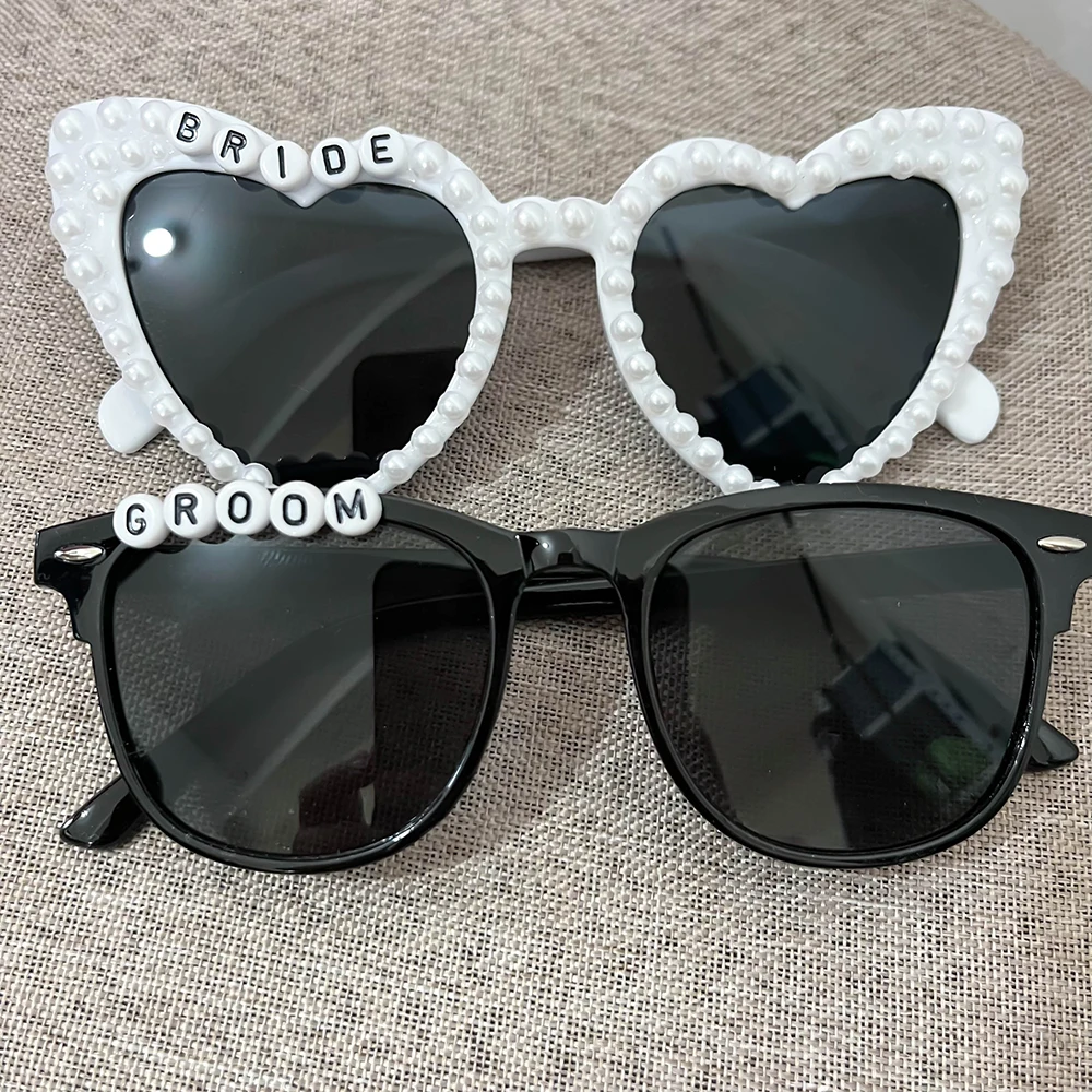 

2Pcs Bride Groom Sunglasses Pearl Heart Sunglasses Groomsman Bridesmaid Gift Bride To Be Bachelorette Engagement Bridal Shower