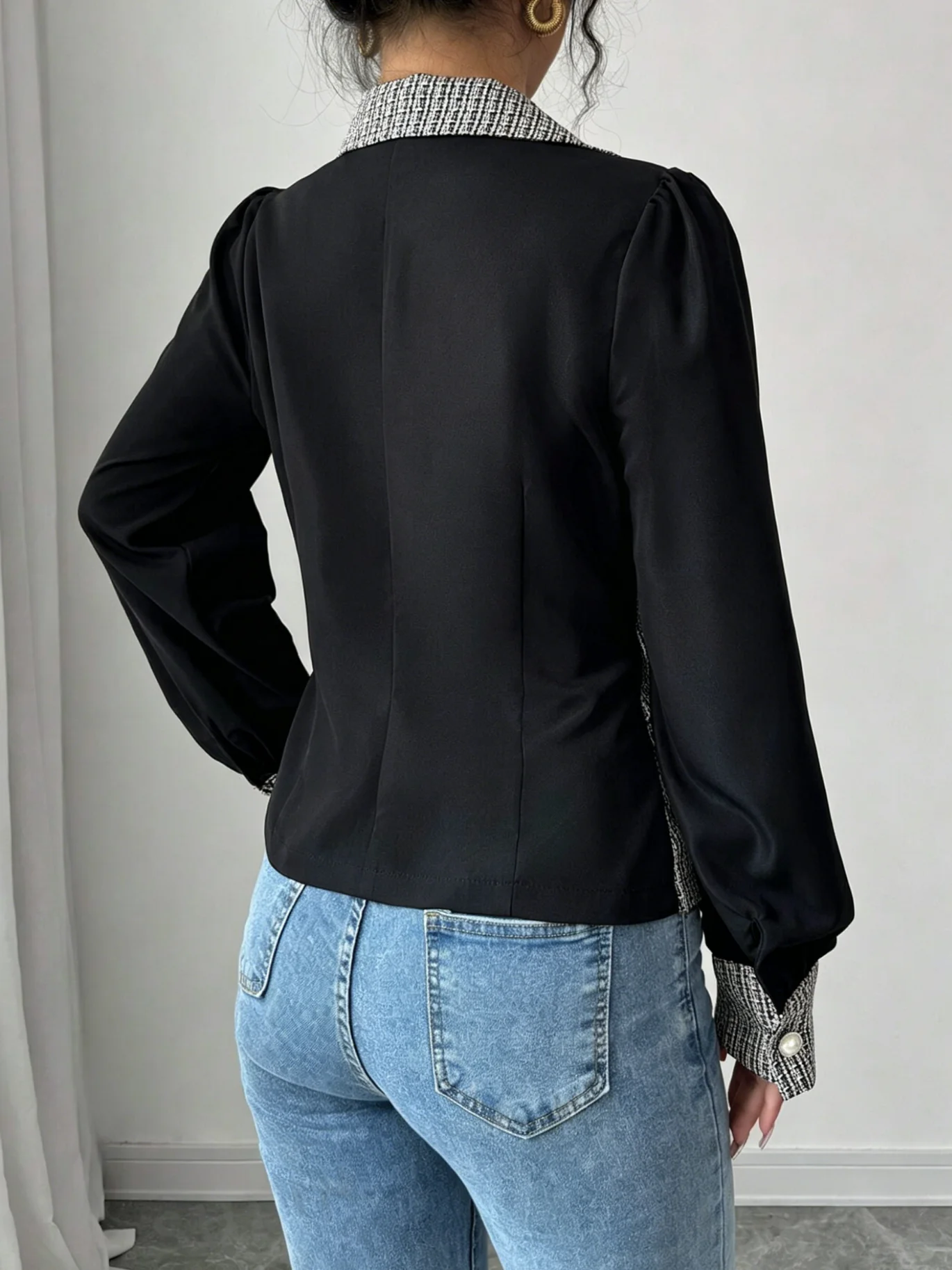 เสื้อเบลาส์ทวีดลายปะติดสุดหรู - Sewing Tweed บทวิจารณ์และราคา