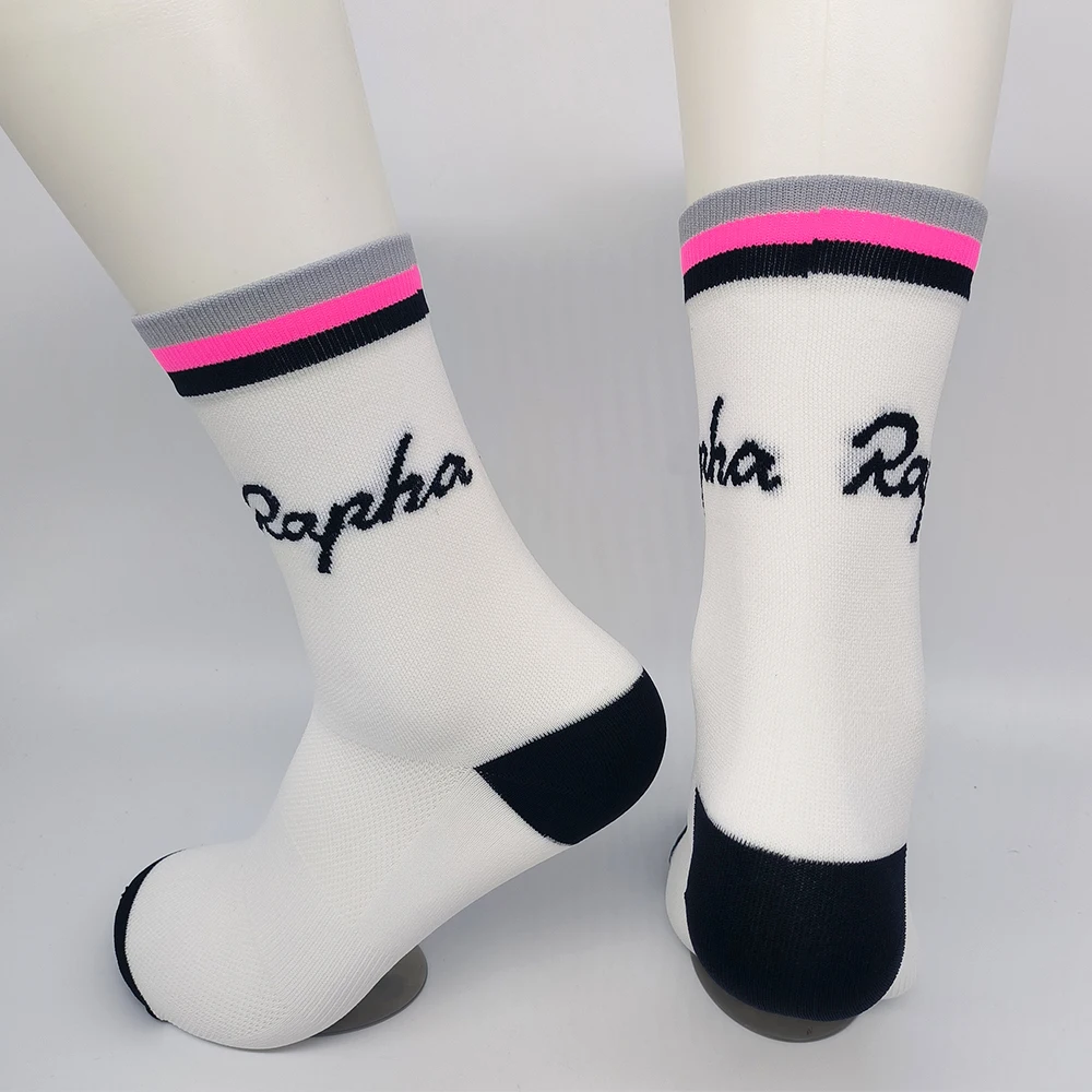 New cycling specific socks that absorb sweat, are breathable and durable, suitable for all seasons in mountain riding