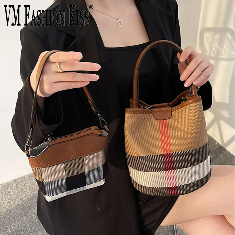 

VM FASHION KISS 2023 Canvas + Split Leather Ladies Striped Bucket Bag Versatile Messenger Bag Female Purses And Handbags Luxury