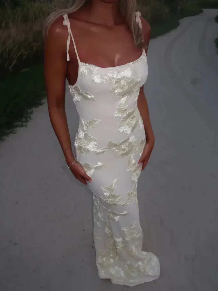 الصلبة الأزهار المطرزة فستان طويل المرأة أنيقة السباغيتي حزام خارج الكتف فساتين سيدة الصيف جديد عطلة الشاطئ العباءات