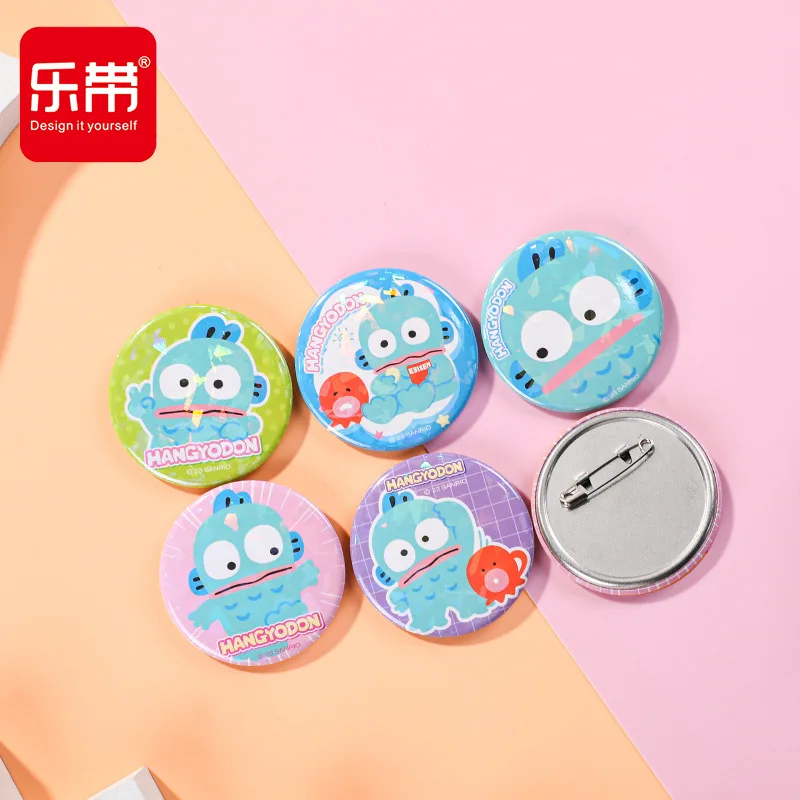 Imagem -03 - Sanrio Hangydon Ugly Fish Badge Kawaii Prémios Recheados Peito Papelaria Presentes 10 Pcs por Caixa