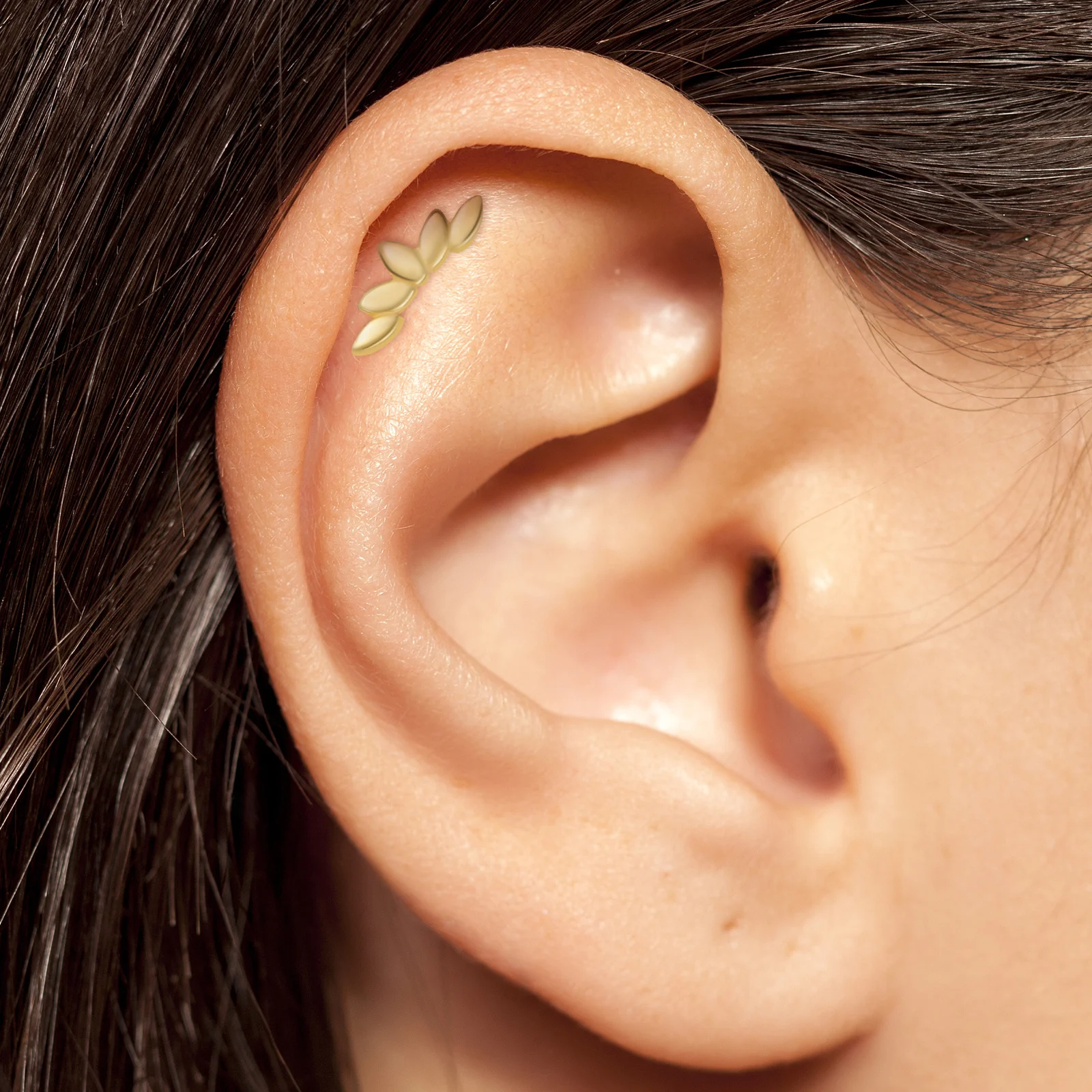 

2Pcs Cartilage Earrings for Women Flat Back Comfortable Fit Stylish Dainty Cartilage Piercing Jewelry Earrings for Women