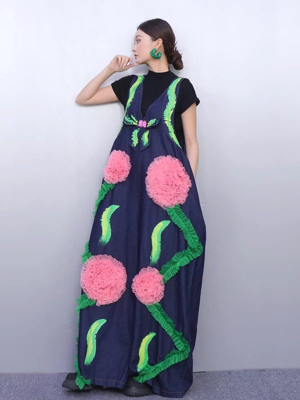 ชุดเดนิมขายาวผู้หญิงลายดอกไม้พิมพ์ลายดอกไม้สามมิติ ดีไซน์แฟชั่นทรงหลวมพรางหุ่น เอวสูง สำหรับฤดูใบไม้ร่วงและฤดูหนาว