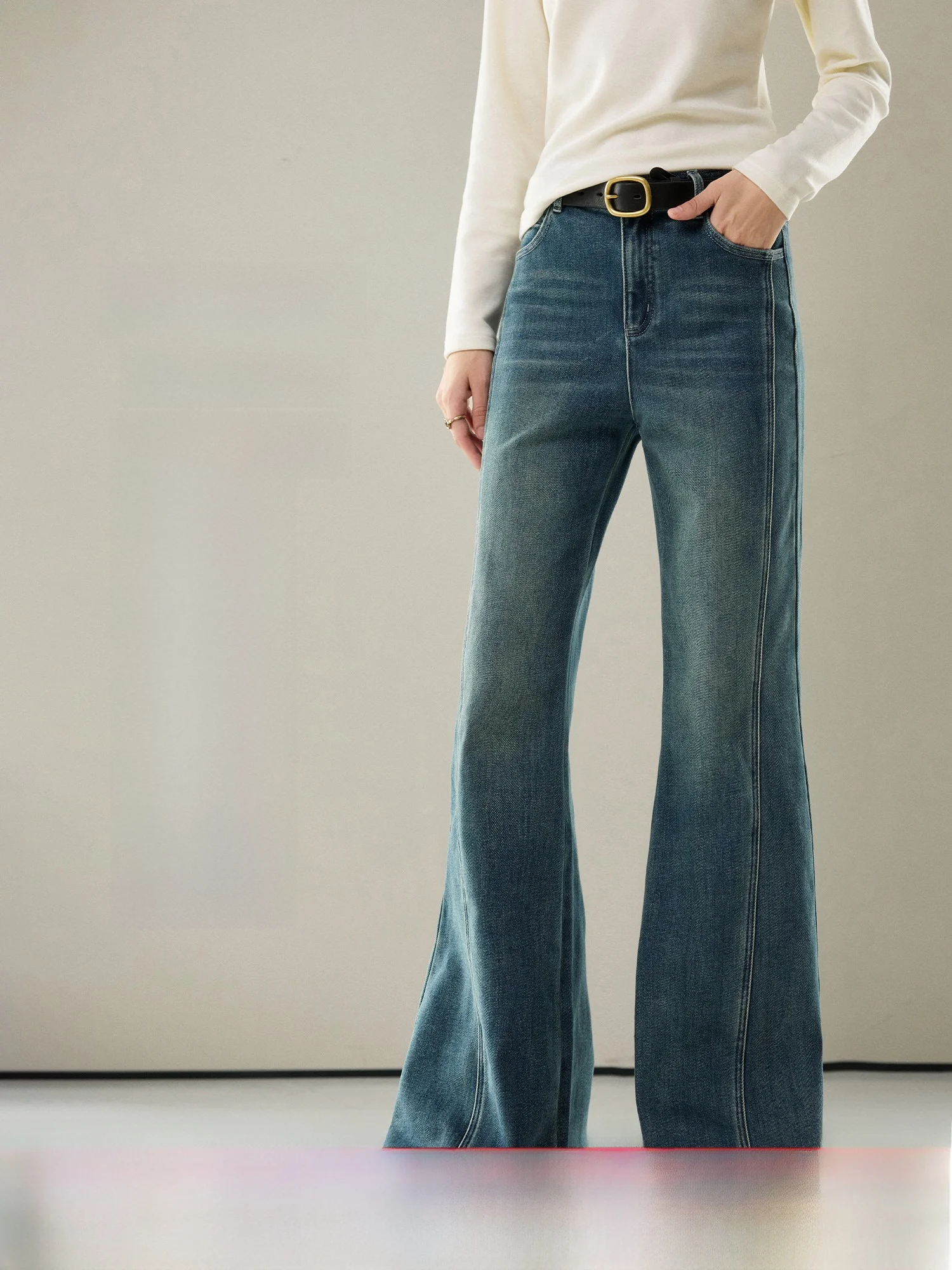 

Warm Fleece Denim Bell Bottom Jeans Women's Autumn Winter Thickened Cotton Stretchy Retro Style Natural Waist Zipper Closure