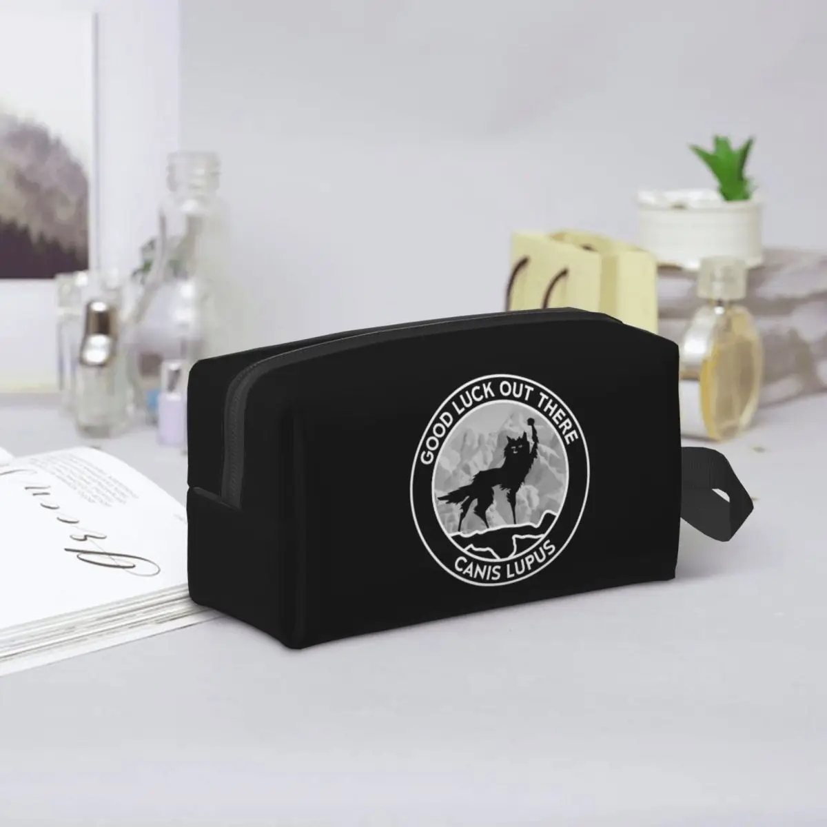 Fantastic Mr Fox - Wolf - Canis Lupus - Fill Makeup Bag Cosmetic Storage Dopp Kit Toiletry Cosmetic Bag for Women Beauty Travel
