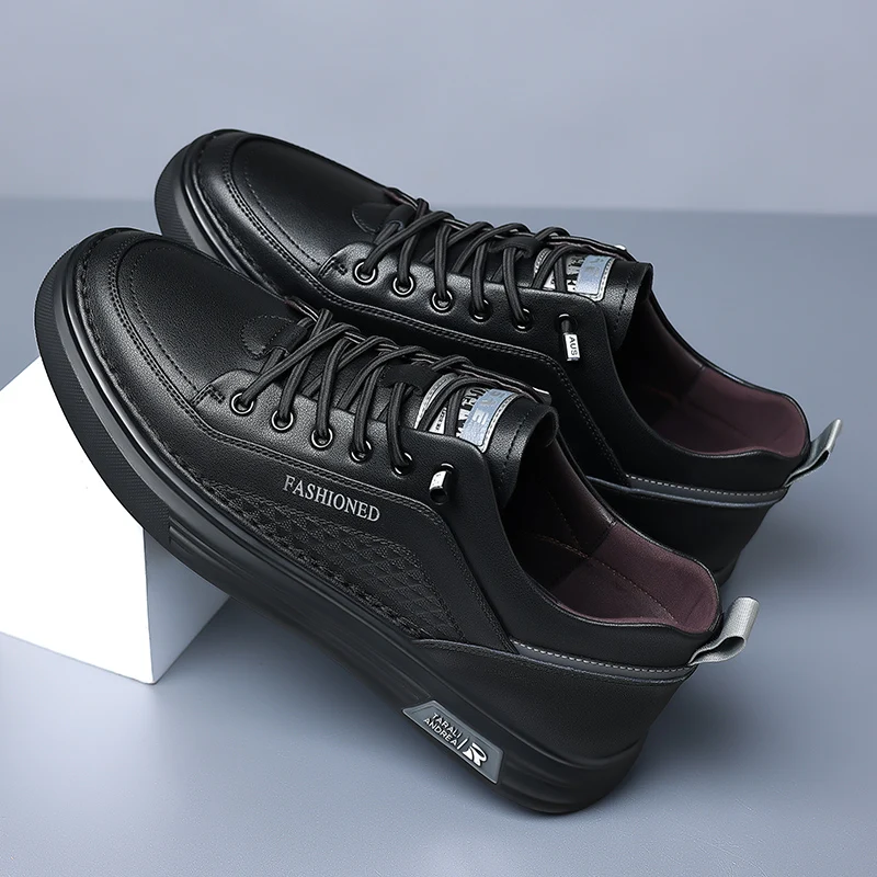 

Summer Anti-Slip Soft Bottom Work Shoes Black for Office And Kitchen Men's Fashionable Leather Surface Small Leather Shoes