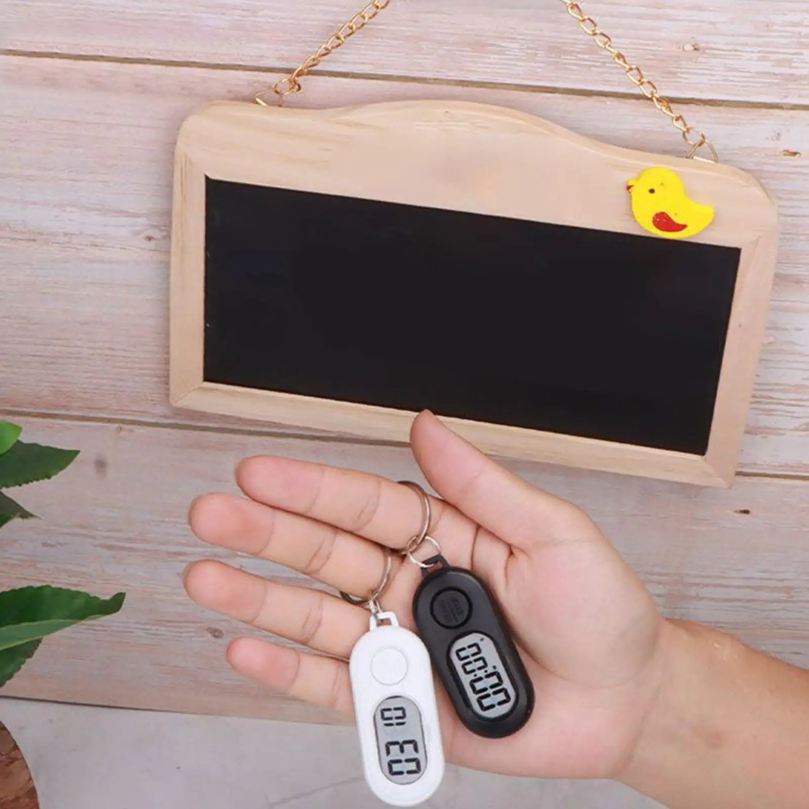 Electronic Clock Keychain Stop Watch Ports Small Stop Timer Keychain LCD Screen Digital Clock Lightweight Countdown Clock