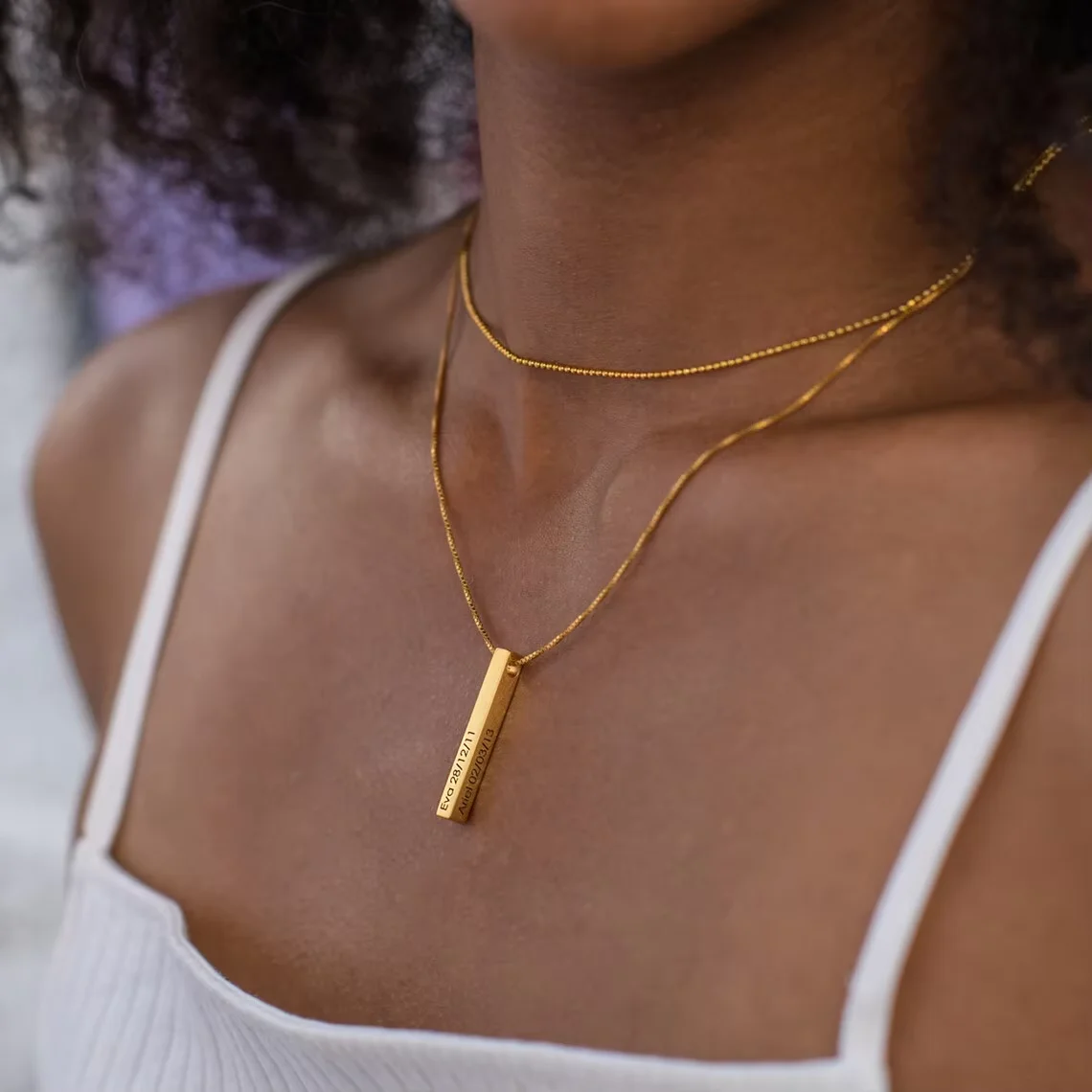 แกะสลักที่กําหนดเอง 3D แนวตั้งสร้อยคอทองหรือเงินส่วนบุคคลบาร์จี้ของขวัญเครื่องประดับสําหรับของขวัญวันวาเลนไทน์ของเธอ