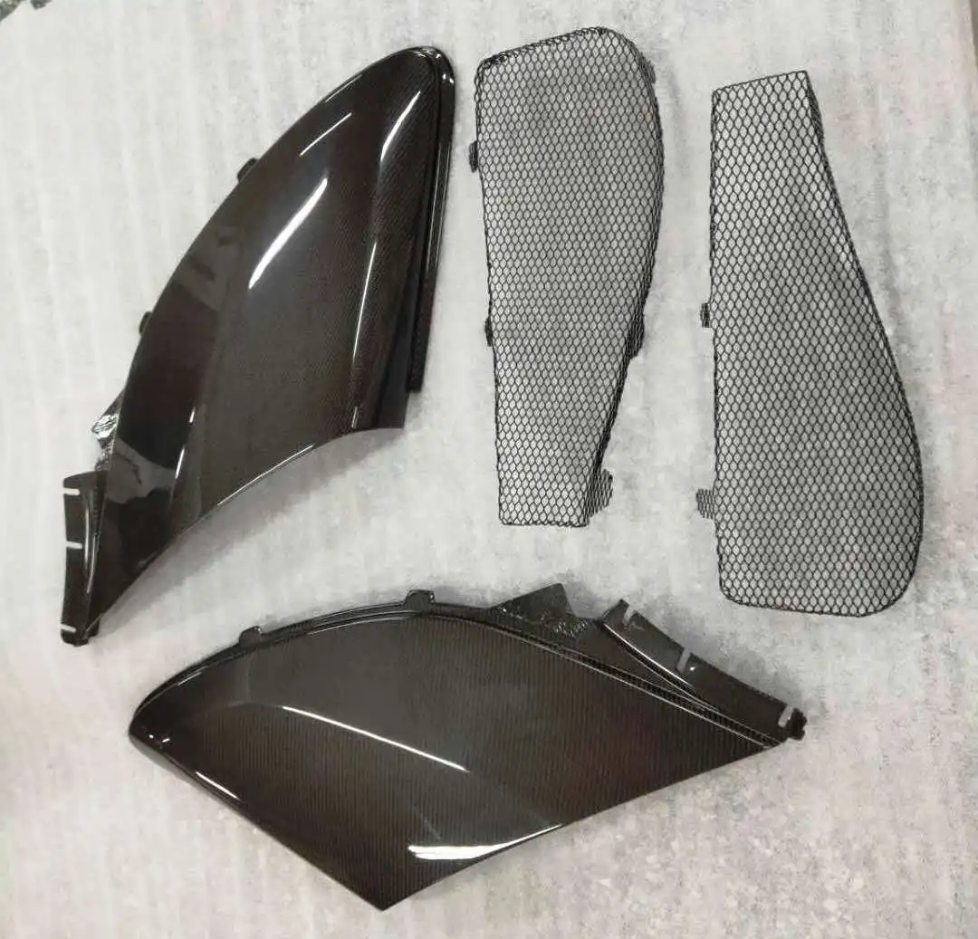 

Gloss Carbon Fiber side fender air scoop vent fit for McLaren MP4-12C 650S 675LT