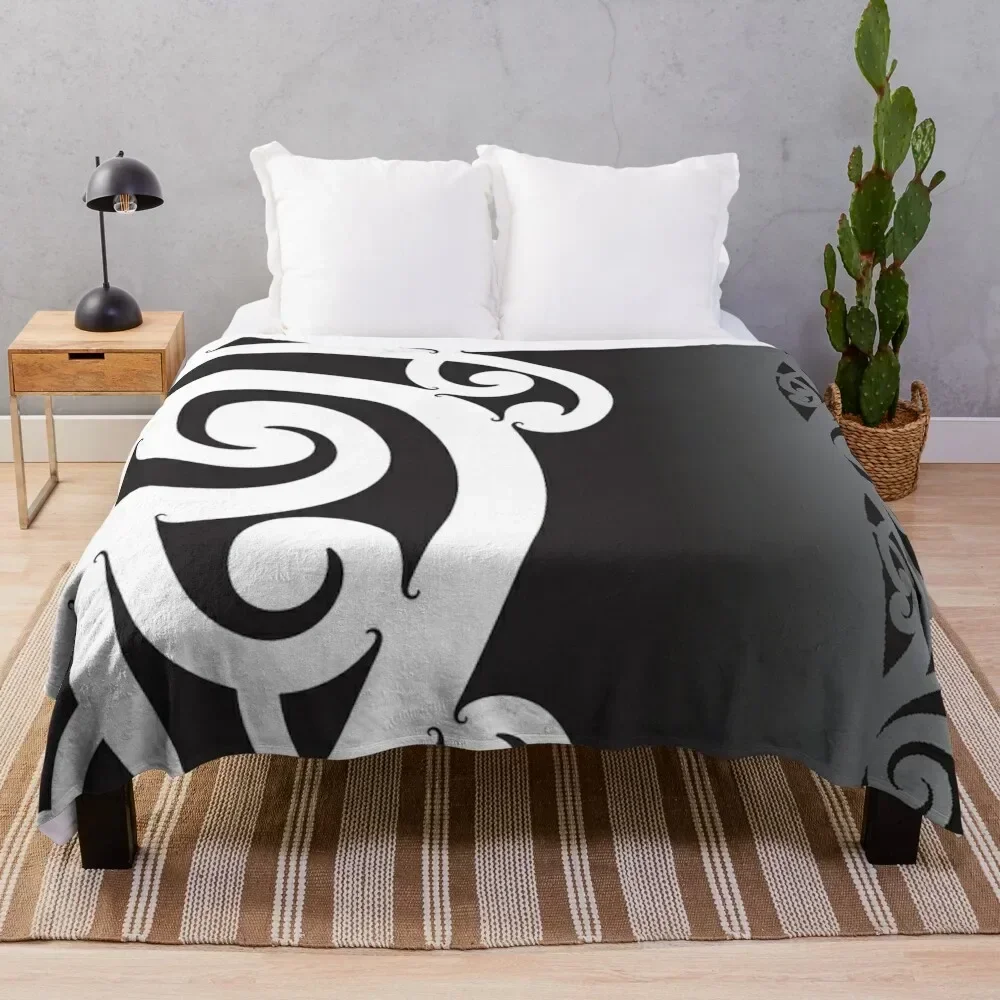 

Black and White Layered Maori Koru Design Throw Blanket Wrinkle Resistant Lightweight Blanket