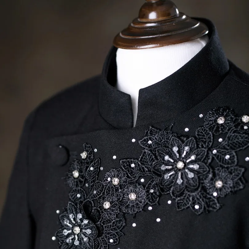 Neue Kinderanzüge für Hochzeit, Geburtstag, Party, Host-Klavier führt einen Spaziergang auf, Show, Smoking, Jungen-Blazer-Sets A4776 – Detail 6