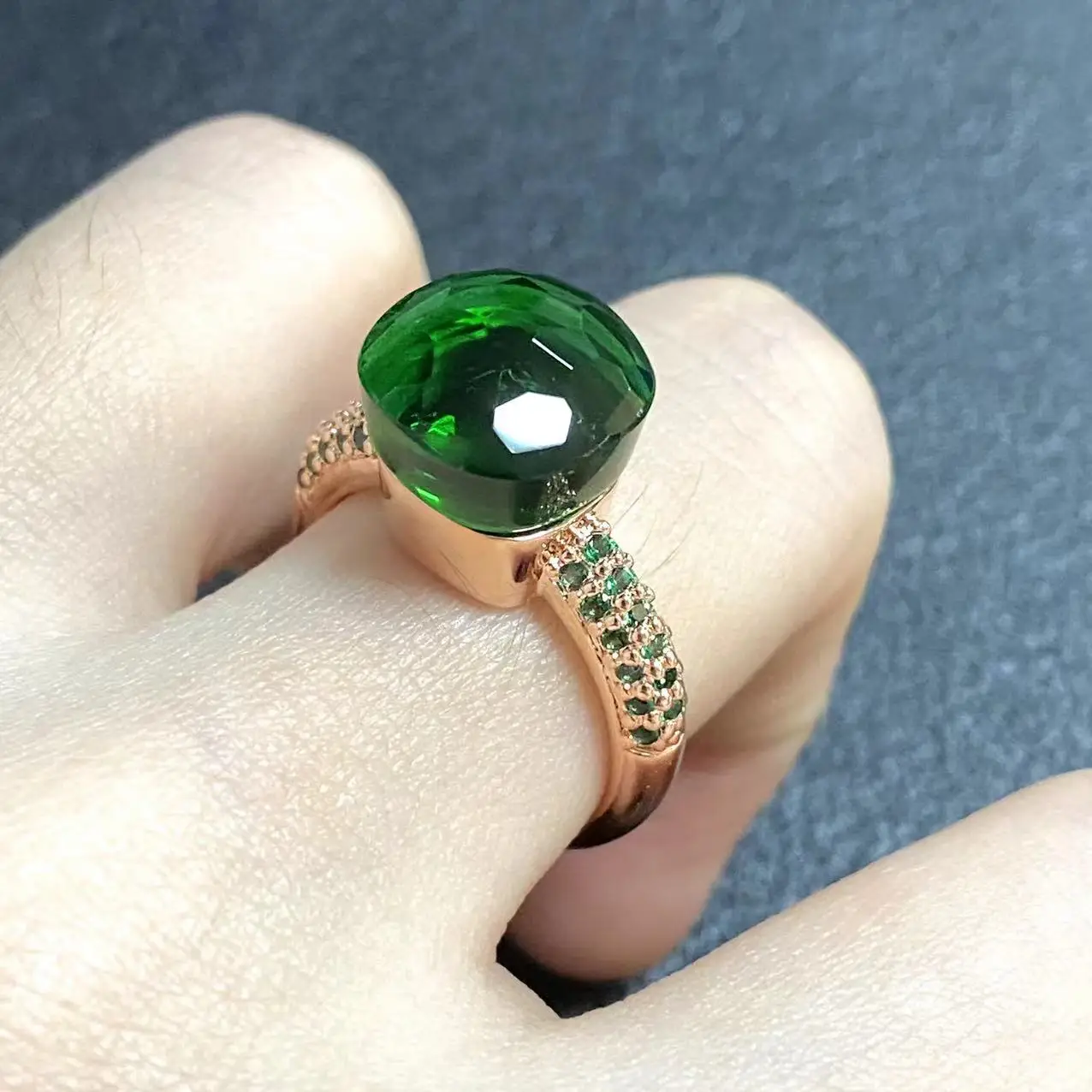 

Classic Ring 11.6mm Big Stone Crystal Ring Inlay Green Zircon Rose Gold Plated Candy Crystal Ring For Women Jewelry Gift