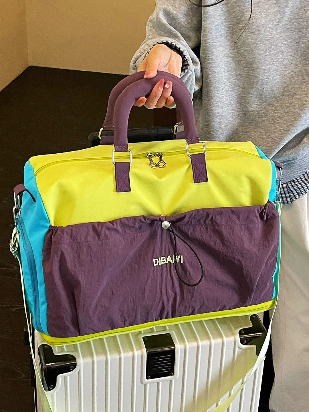 large-capacity-ladies-handheld-suitcase-short-trip-business-travel-bag-fitness-swimming-lightweight-maternity-storage-bag
