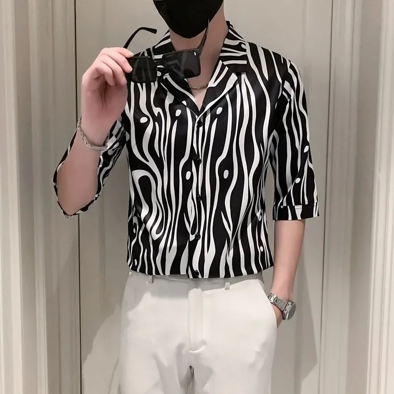 Korean Style Three Quarter Sleeve Shirt Casual Male Top Striped Sense of Advanced Short Sleeved Shirt Men's Fashion Niche