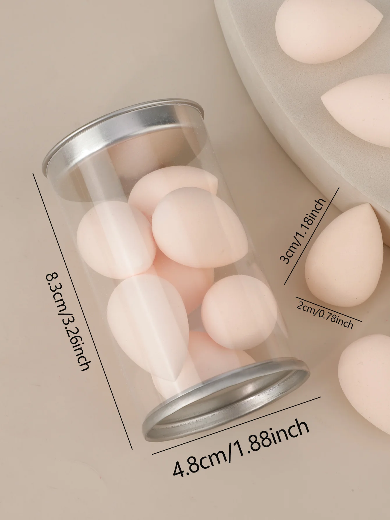 بيض تجميل صغير مع علبة تغليف بلاستيكية شفافة أسطوانية PVC