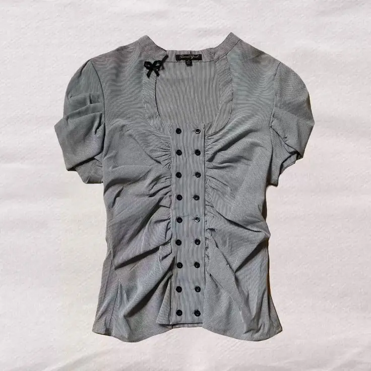Aesthetic Crop Top …