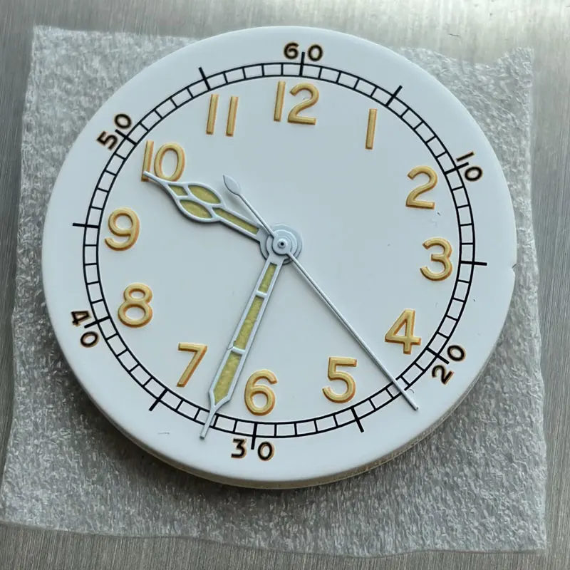 Watch Parts Vintage Style 28.5mm White Sterile Dial Super Green Luminous Date Window Suitable For NH35/36 Automatic Movement