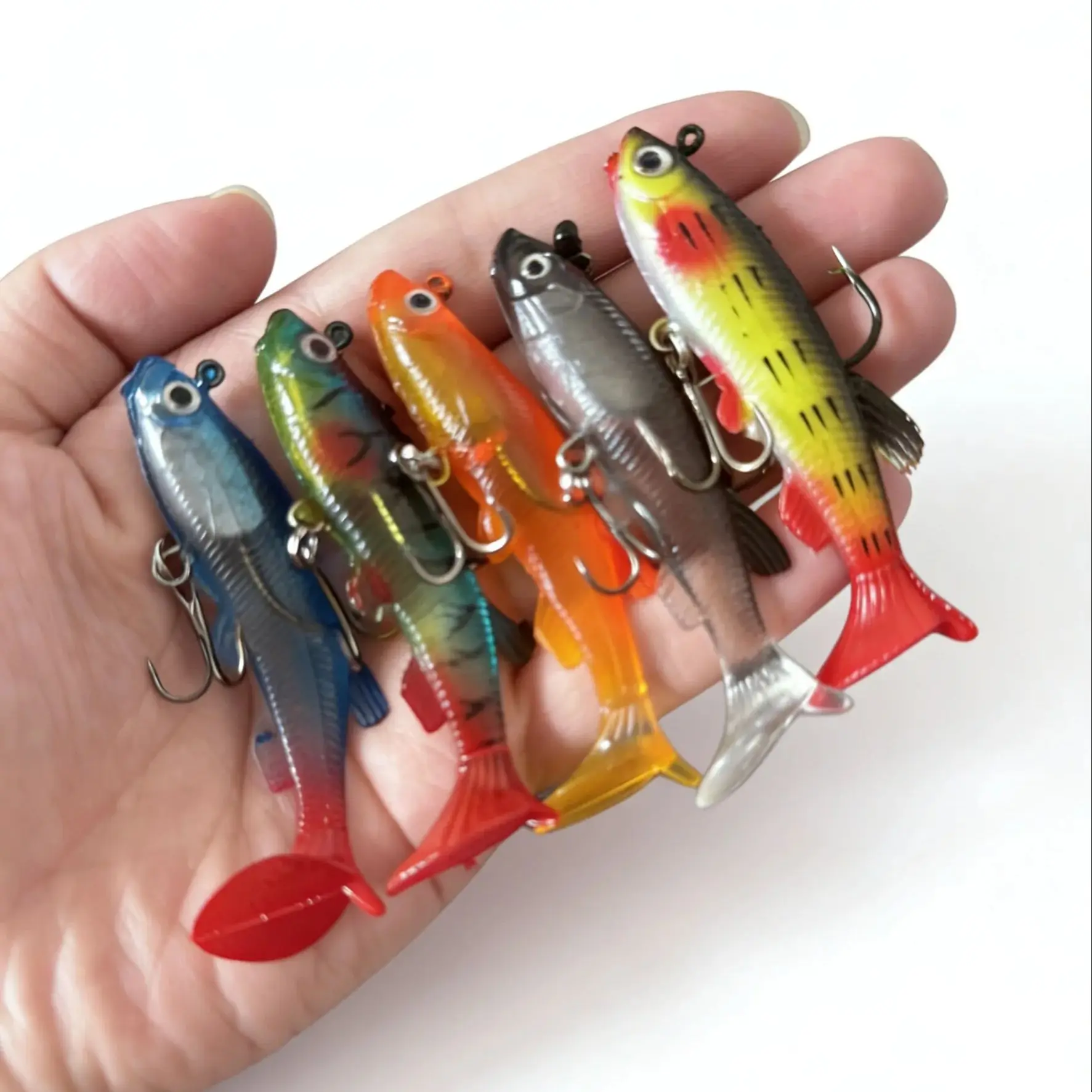 5 قطعة الطعم الناعم المطاط الصيد إغراء الاصطناعي غرق سويم مجعد T الذيل تهزهز رئيس الصيد معالجة السلع ل باس بايك