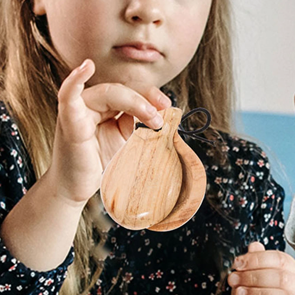 

2Pcs Spanish Castanets Wooden Finger Clappers Percussion Instrument for Dance Shows Handheld Wood Castanets Adults