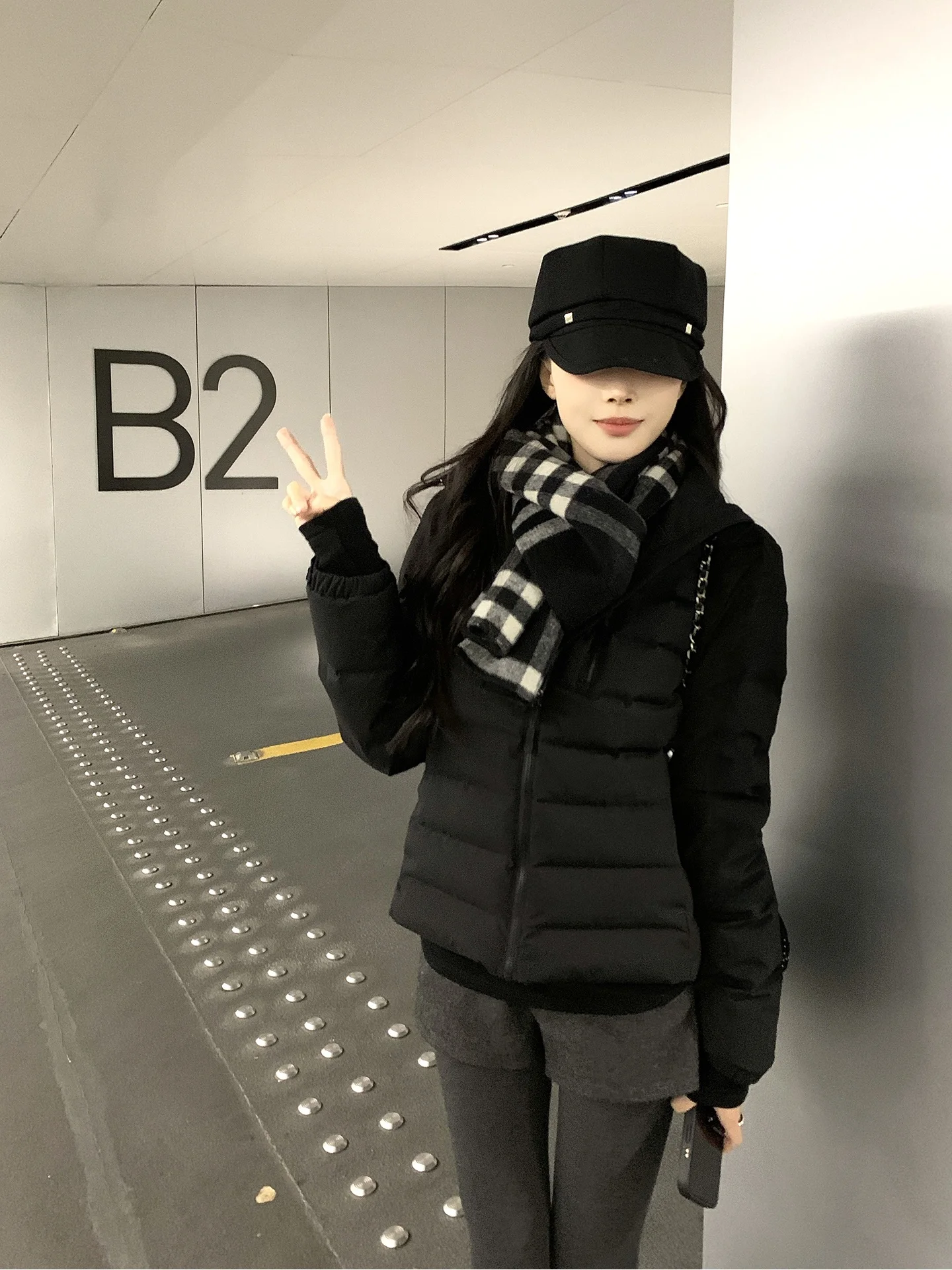 

Женская приталенная короткая пуховая куртка He Chenxi с утеплением из перьев, с застежкой-молнией, повседневная, с регулировкой талии