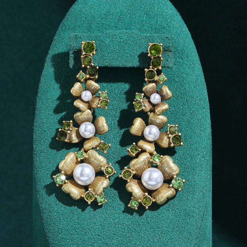 

Vintage Pearl Three Flower Elarge Earrings For Woman 2026 Trending Drop Antique Gold Color Rhinestones Luxury Quality Jewelry
