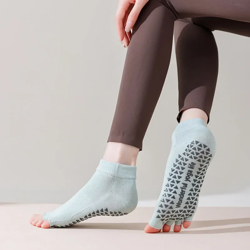 Five Toes Yoga Socks Women Silicone Non-slip Indoor Workout Dance Sports Socks Solid Color Cotton Toeless Fitness Pilates Socks