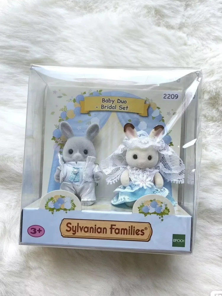 Sylvanian Families Chocolate Wedding Rabbit Series Anime Figuren Pvc Gouden Bruiloft Decoratie Verzamelbaar cadeau voor koppels