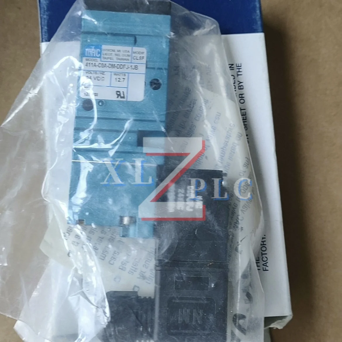 

solenoid valve 411A-C0A-DM-DDFJ-1JB 411A-C0A-DM-DDFJ-1JD 411A-C0A-DM-DDFJ-1KJ new in stock