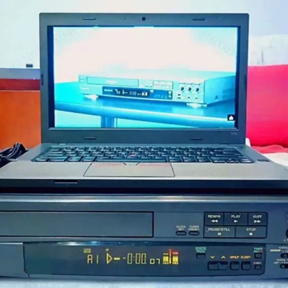 New VHS Cassette Player VCR To Digital Video USB Analog Capture Device Retro Magnetic Tape Converter