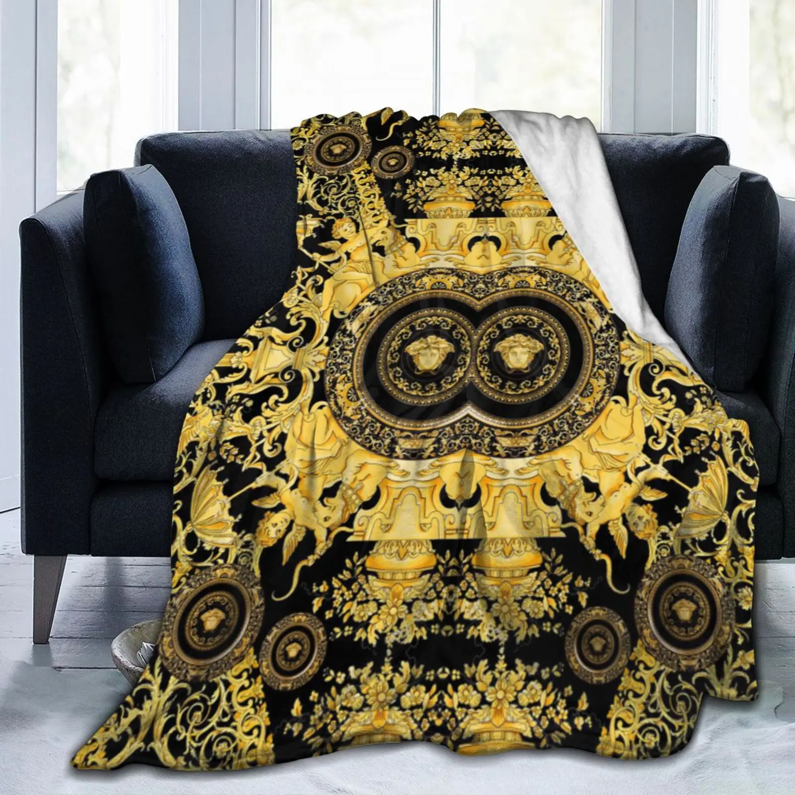 Yellow Rose And Bees Vintage Kitsch Baroque Scarves Sofa Bed Flannel Fleece Blanket Plush Bedding Pink Blue Blanket for Beds