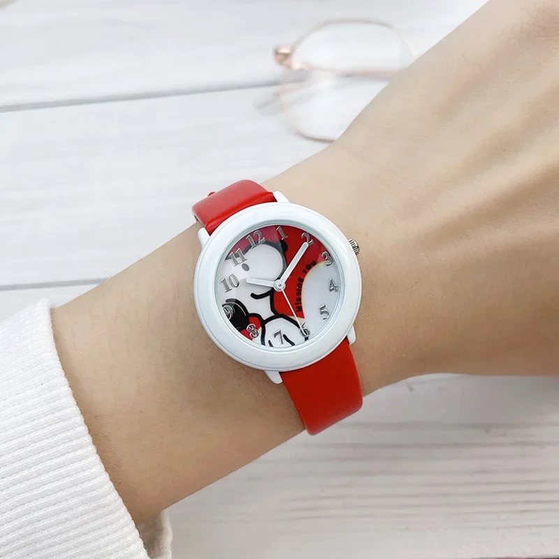 Kawaii Snoopy Kids Watches Cartoon Cute Leather Strap Quartz Watch Girl Fashion Students Clock Children\'s Casual Wristwatch Gift