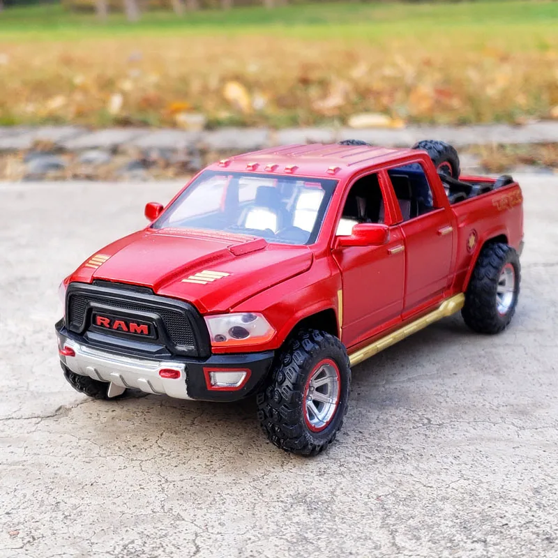 1:32 Simulation Alloy Car Model Dodge-Ram TRX Pickup Metal Pull Back Car Sound And Light Pull Back Boy Toy Gifts Vehicle