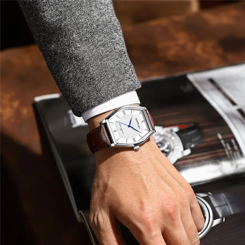 CRRJU 5020 ساعة كوارتز رجالية كلاسيكية تونيو حافظة جلدية حزام مقاوم للماء ساعات عمل بسيطة للرجال ساعة يد عادية