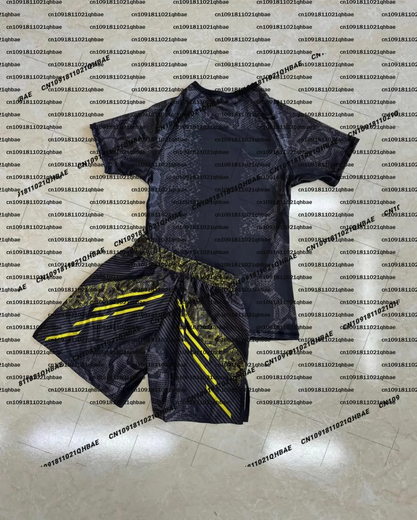 

Night Fighting MMA Black Gold New Octagonal Cage Fighting Night Men Loose Breathable Speed Drying Boxing Training Sports Set