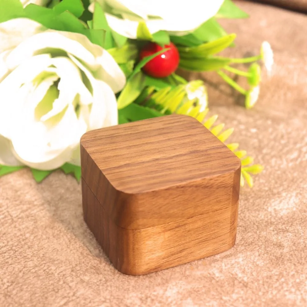 Simple 1/2 Slots Spade Wood Rings Holder Square Wedding Rings Bearer Box Packaging Luxury Jewelry Organizer Marriage Anniversary