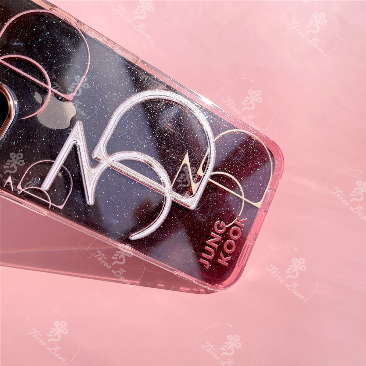 حافظة هاتف KPOP JK ثلاثية الأبعاد لهاتف آيفون 16 PLUS 15 PRO MAX 12 Pro max 11 Pro max 13Pro 14 Pro max 13MINI Glitter Luxury Shell