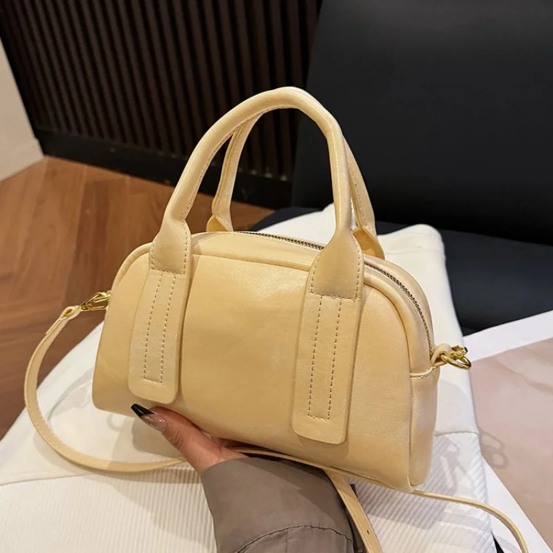 

Luxury Brand High-End Leather Women's Shoulder Bag Popular Classic Elegant Trendy Design Commuter Casual Vintage Bag