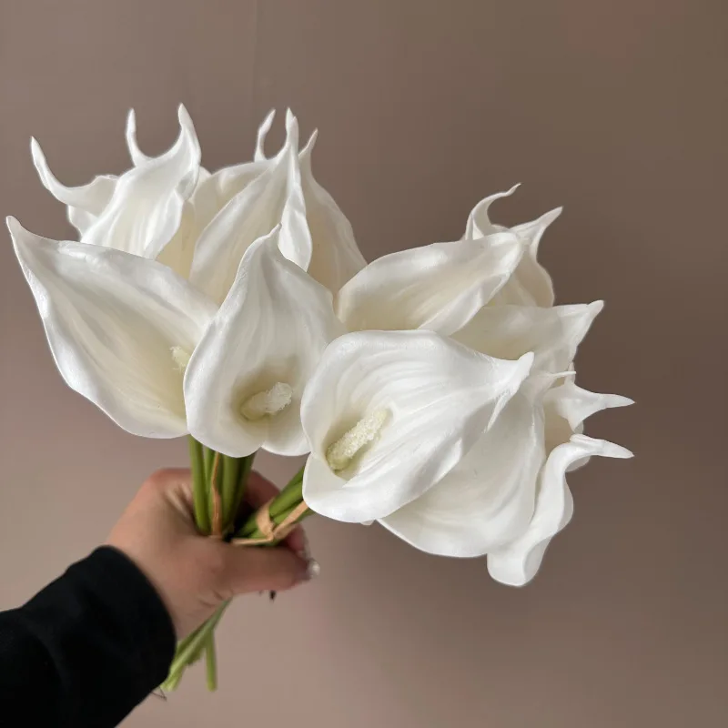 18 Stück/Set Künstliche EVA-Kallienblumen-Bouquet, Kunstblumen für Hochzeit, Brautstrauß, Heimdekoration, Party, Esstisch, Blumenarrangement, Kallie – Detail 4