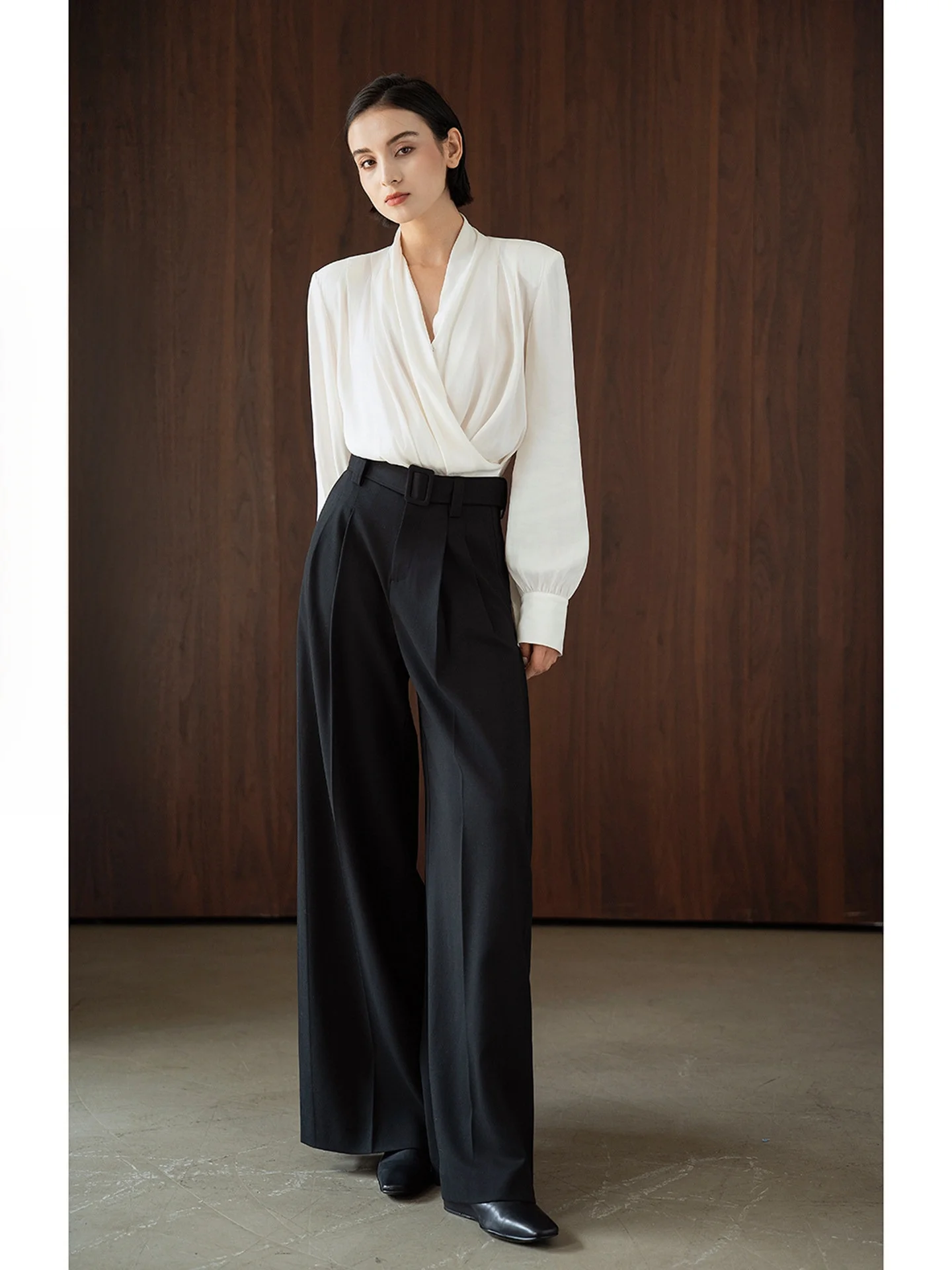 

Autumn Loose Women's irt Faionable Design Sensation Ultra Model Small Asset Top Copper Ammonia Fiber Long Sve V-Ne