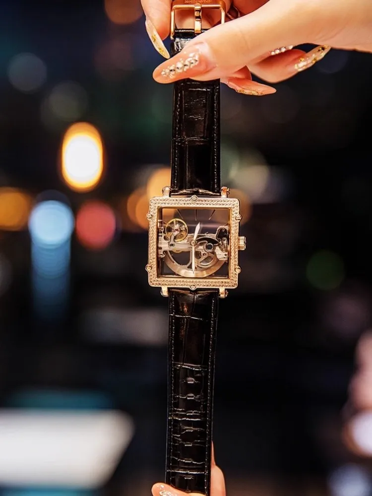 Jam Tangan Mekanis Fashion Mewah Wanita Aksesori Jam Tangan Desainer Berongga Transparan Gesper Pin Tali Kulit Asli