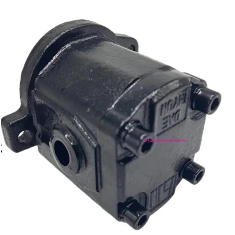 

Excavator Parts Kobelco 60-8 75-8 Case 55 Pilot Pump AP2D18 Hydraulic Pump Tail Guide Gear