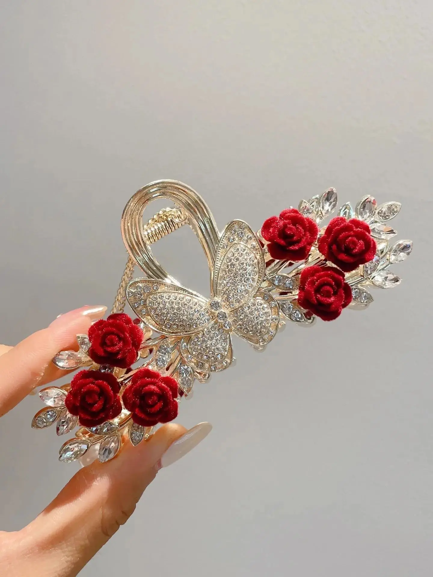1 Pcs Fashion Exquisite Water Diamond Rose Flower Butterfly Hair Claws For Women Girls Party Hair Accessories