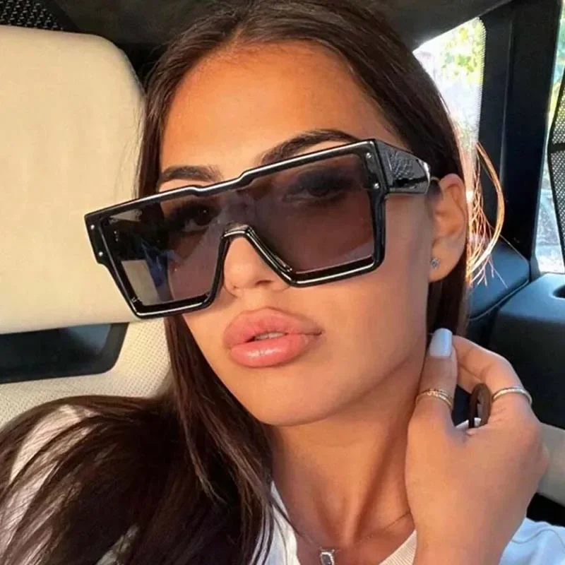 

Designer Brand Square Sunglasses Women Men Lovely Oversized Frame Sun Glasses Female Gradient Colors Cute Fashion