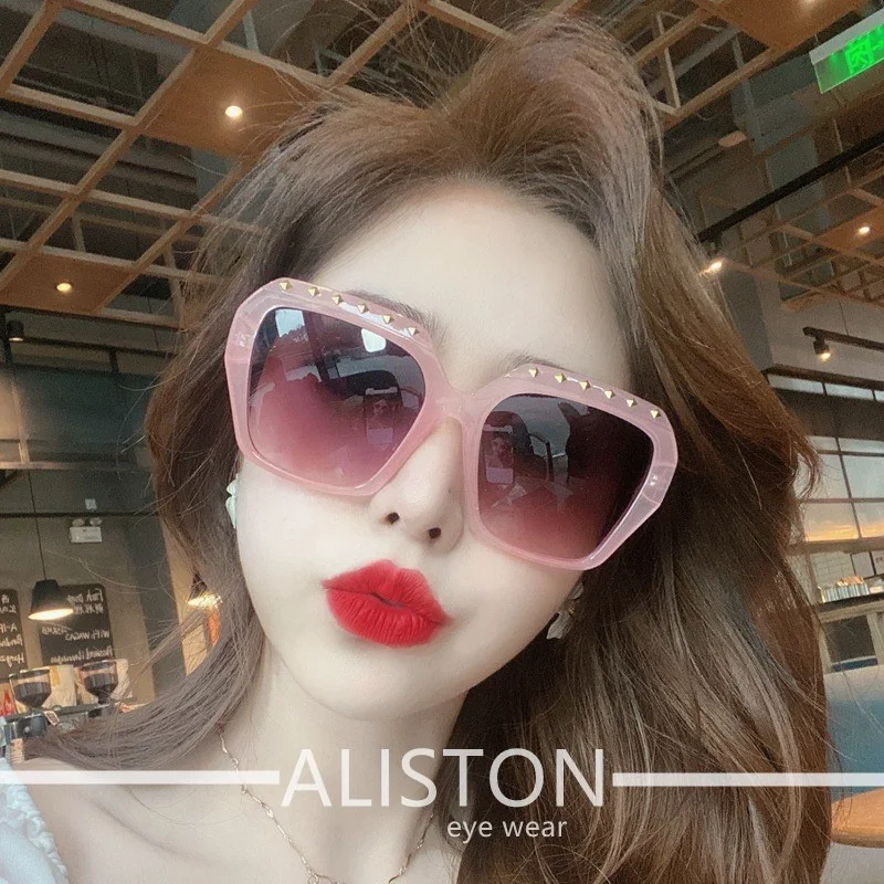 

New Sunglasses Women's Sunglasses Large Box Jelly Rivet Net Red Street Shot INS with Goods Korean