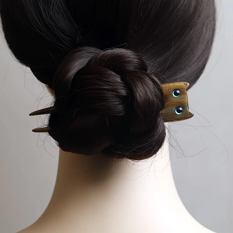 Natural sandalwood handmade cat u-shaped hairpin antique Hanfu hairpin double plug disc hairpin