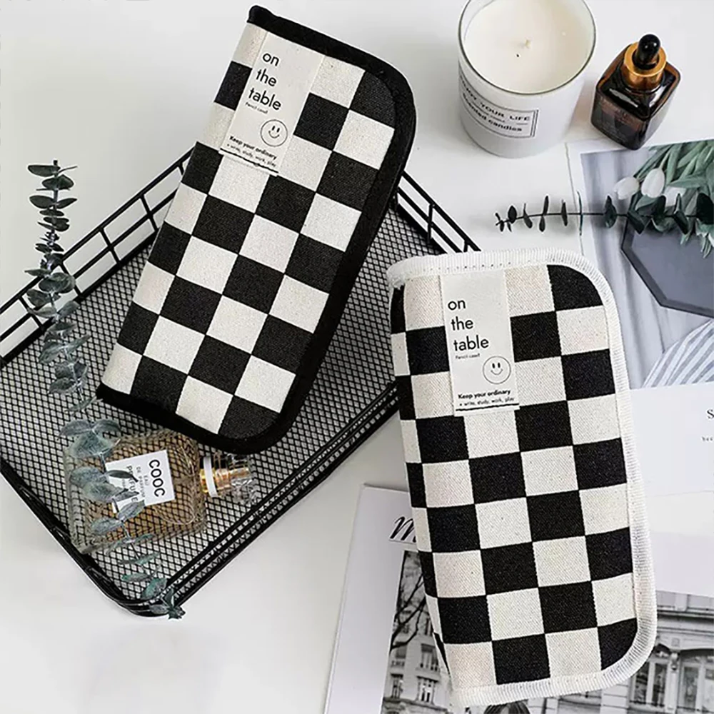 Черно-белая сумка для ручек с шахматным узором, простая модная большая вместительная холщовая сумка для хранения канцелярских принадлежностей для студентов, сумка для ручек