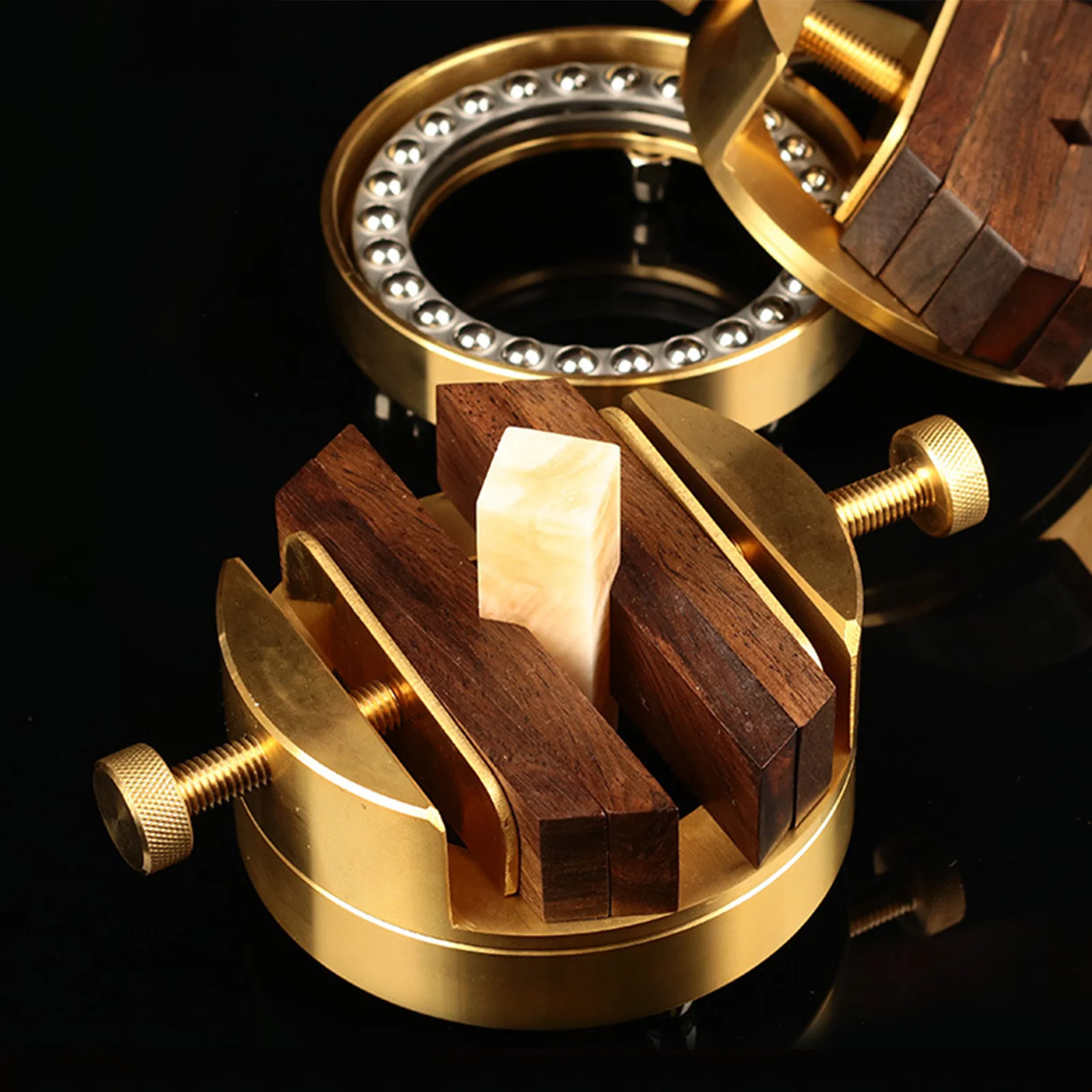 

1 комплект, латунная печать, кровать для резьбы, прочный гравировальный инструмент, устройство для фиксации каменного штампа, набор для рукоделия, гравировальное устройство