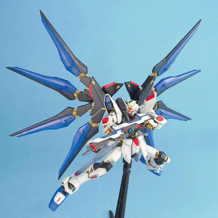 1/100 MGEX Strike Freedom ZGMF-X20A Mech Modello di Montaggio Kit Action Figures Puzzle Giocattoli Desktop Da Collezione Decorazione Regalo Per Bambini